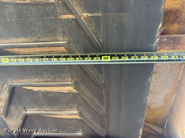 image for item EF3035 1979 Athey 7-12D windrow elevator