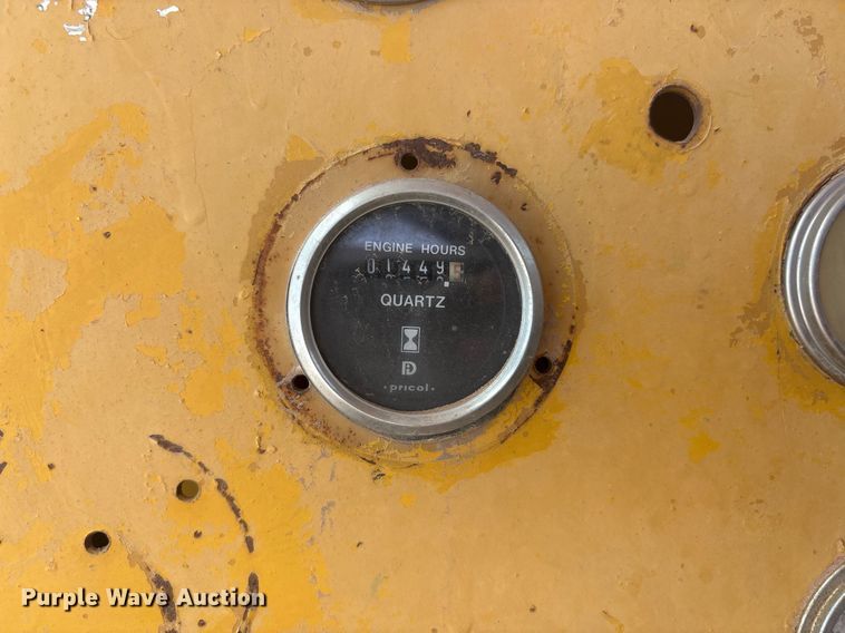 image for item EF3035 1979 Athey 7-12D windrow elevator