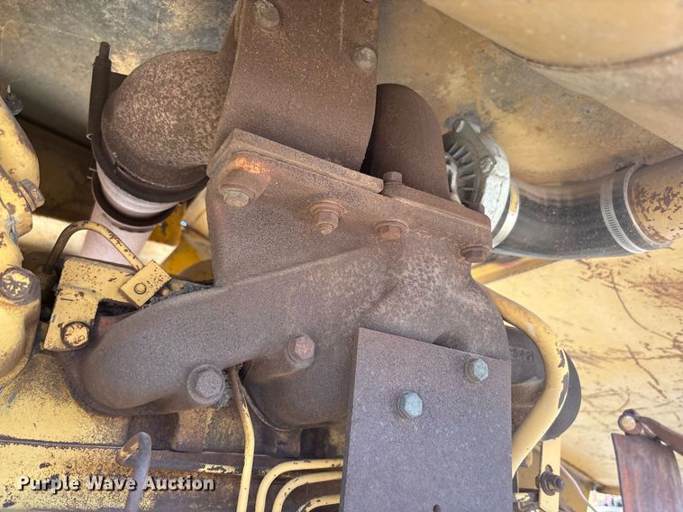 image for item EF3035 1979 Athey 7-12D windrow elevator