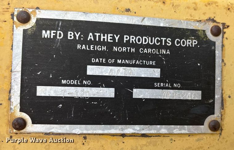 image for item EF3035 1979 Athey 7-12D windrow elevator