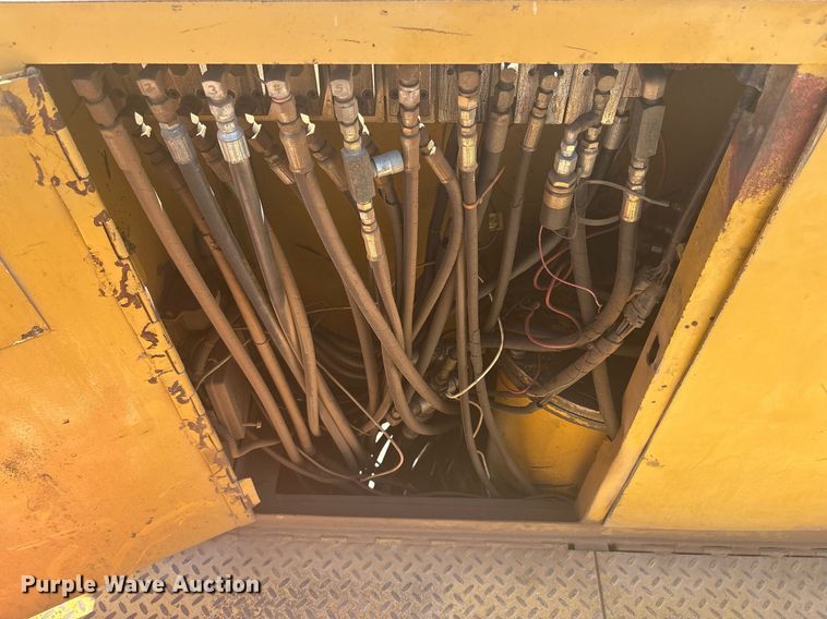 image for item EF3036 1986 Caterpillar PR450 milling machine