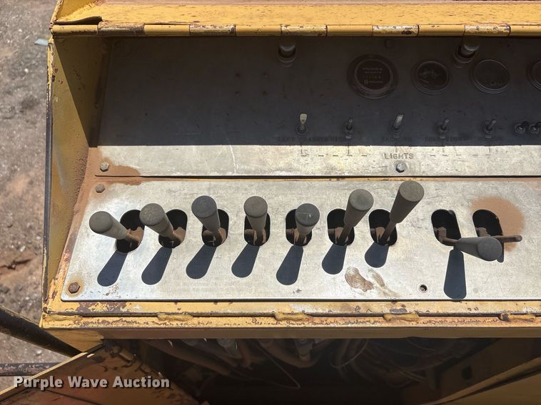 image for item EF3036 1986 Caterpillar PR450 milling machine