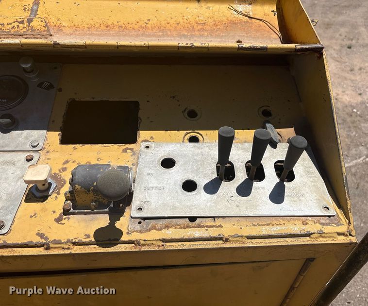 image for item EF3036 1986 Caterpillar PR450 milling machine