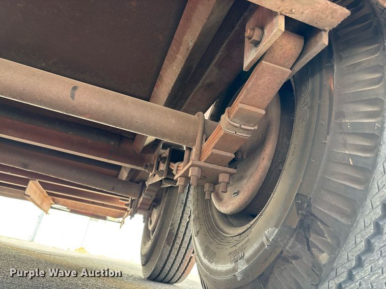 image for item EF3038 2005 Ditch Witch RT40 trencher