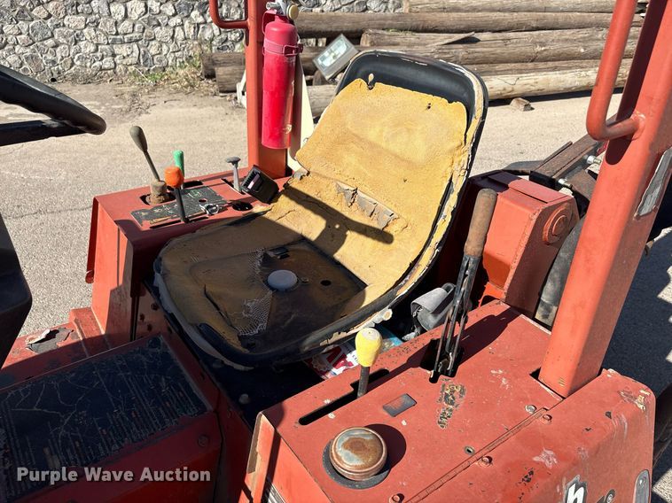 image for item EF3038 2005 Ditch Witch RT40 trencher