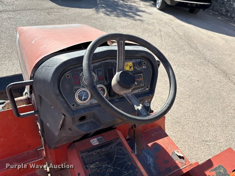 image for item EF3038 2005 Ditch Witch RT40 trencher