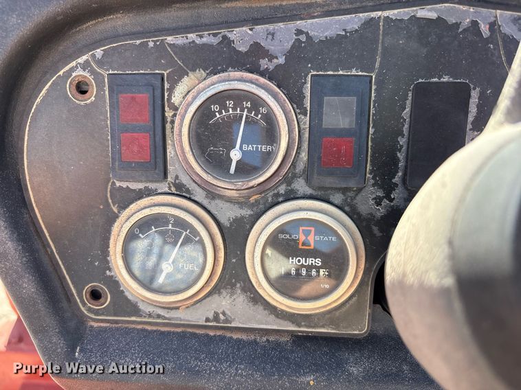 image for item EF3038 2005 Ditch Witch RT40 trencher