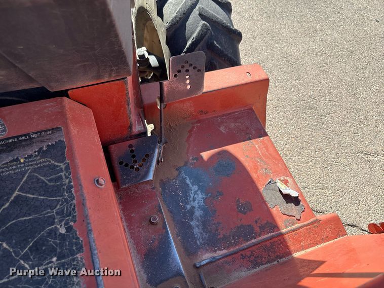 image for item EF3038 2005 Ditch Witch RT40 trencher