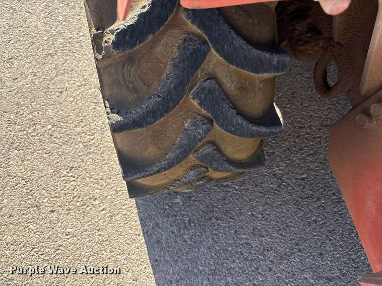 image for item EF3038 2005 Ditch Witch RT40 trencher