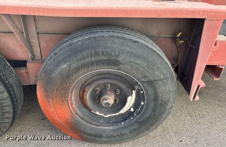 image for item EF3038 2005 Ditch Witch RT40 trencher