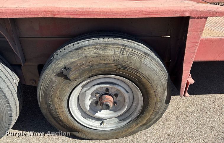 image for item EF3038 2005 Ditch Witch RT40 trencher