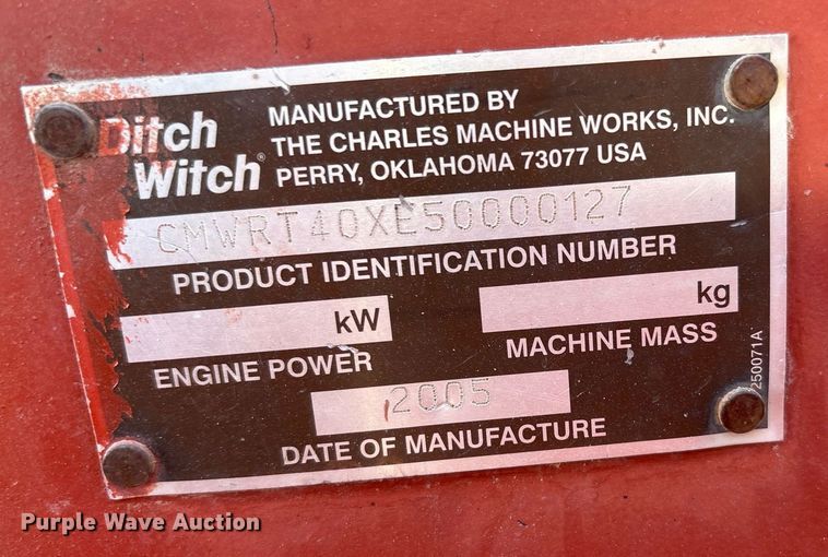 image for item EF3038 2005 Ditch Witch RT40 trencher