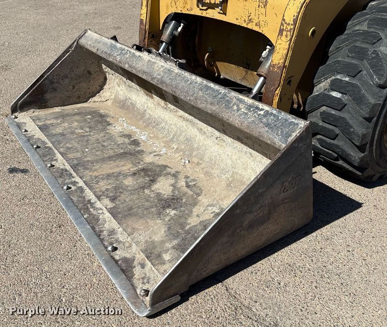 image for item EF3040 2008 Caterpillar 236B skid steer loader