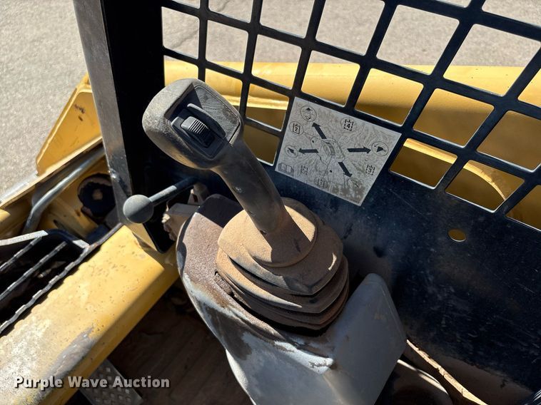 image for item EF3040 2008 Caterpillar 236B skid steer loader