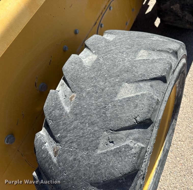 image for item EF3040 2008 Caterpillar 236B skid steer loader