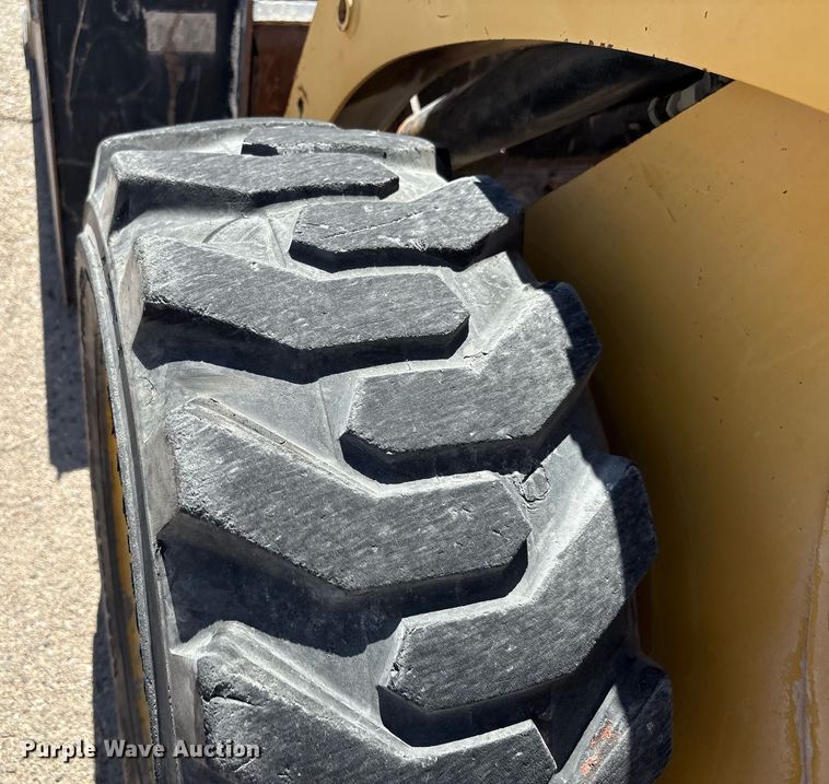 image for item EF3040 2008 Caterpillar 236B skid steer loader