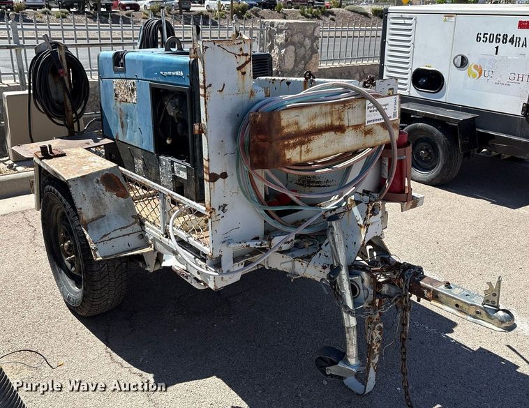 image for item EF3042 Miller Bobcat 225 welder/generator