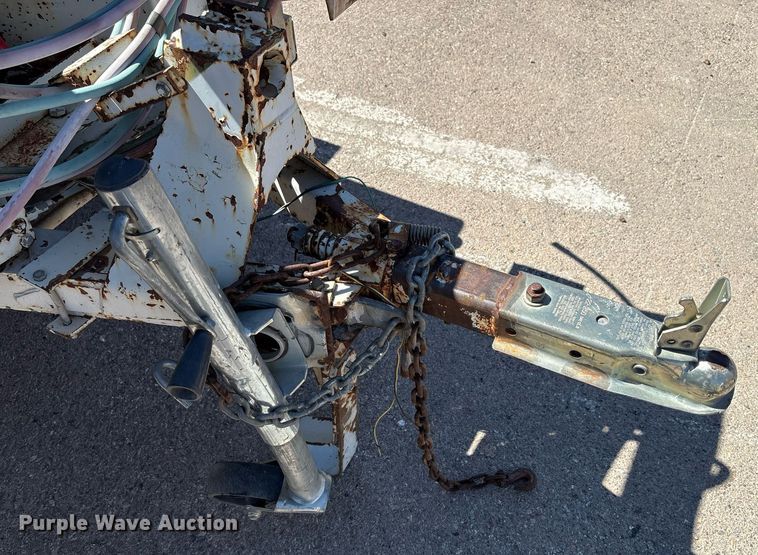 image for item EF3042 Miller Bobcat 225 welder/generator