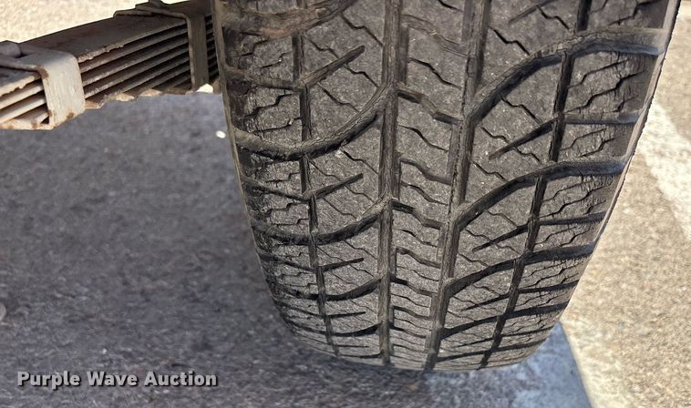 image for item EF3042 Miller Bobcat 225 welder/generator