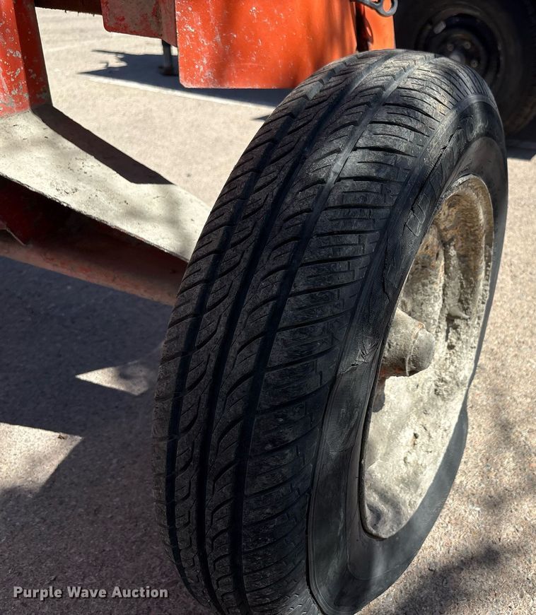 image for item EF3043 Crown Construction Equipment concrete mixer