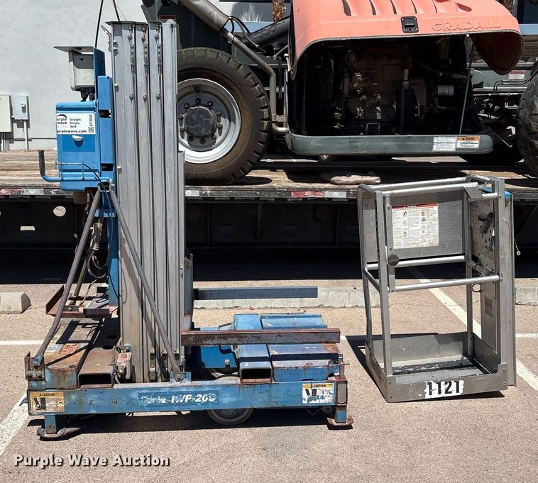 image for item EF3045 2001 Genie IWP 20S DC vertical lift
