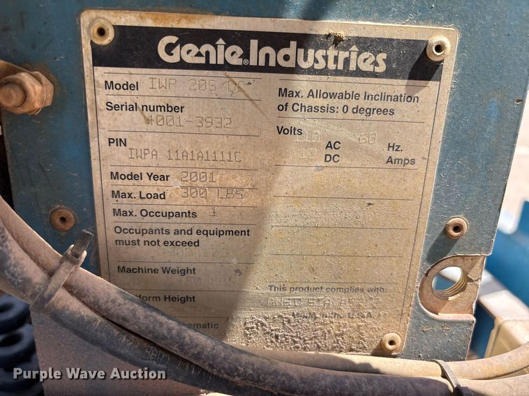 image for item EF3045 2001 Genie IWP 20S DC vertical lift