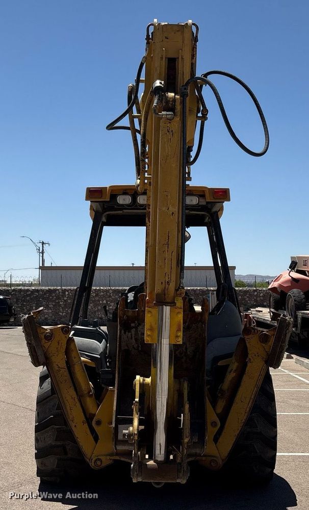 image for item EF3050 2001 Caterpillar 420D backhoe