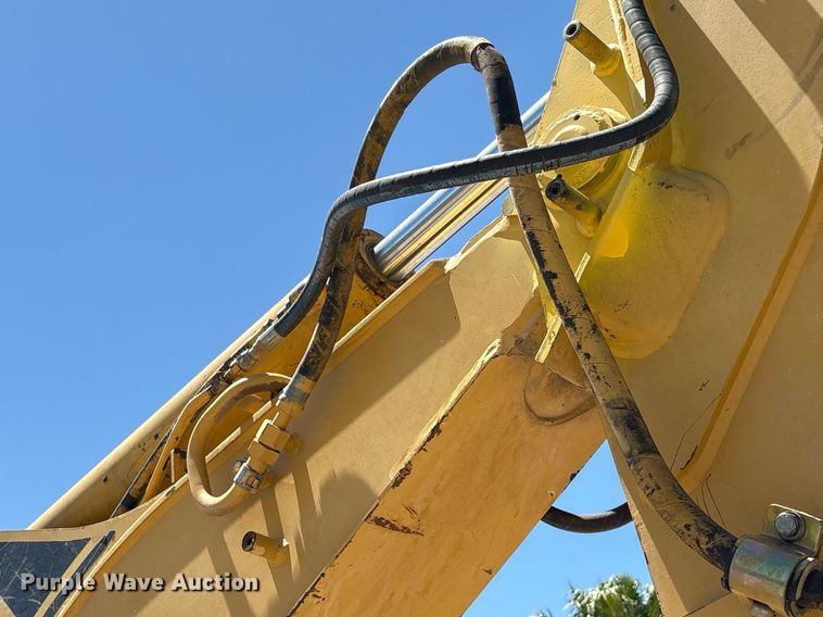 image for item EF3050 2001 Caterpillar 420D backhoe