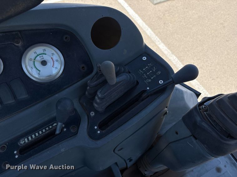 image for item EF3050 2001 Caterpillar 420D backhoe