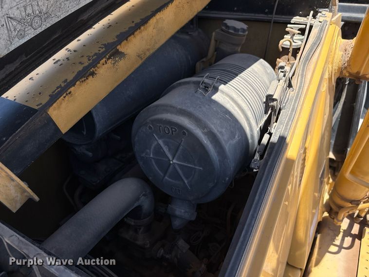 image for item EF3050 2001 Caterpillar 420D backhoe