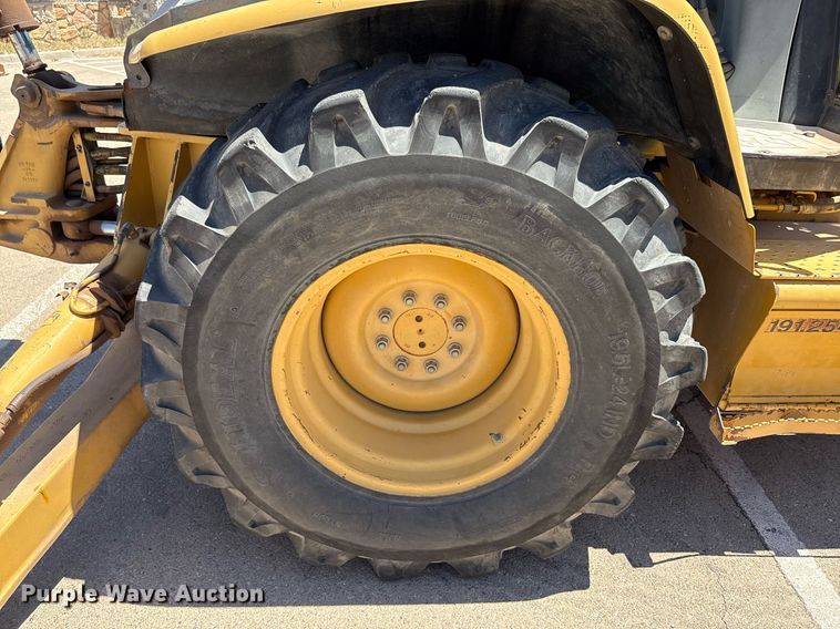 image for item EF3050 2001 Caterpillar 420D backhoe