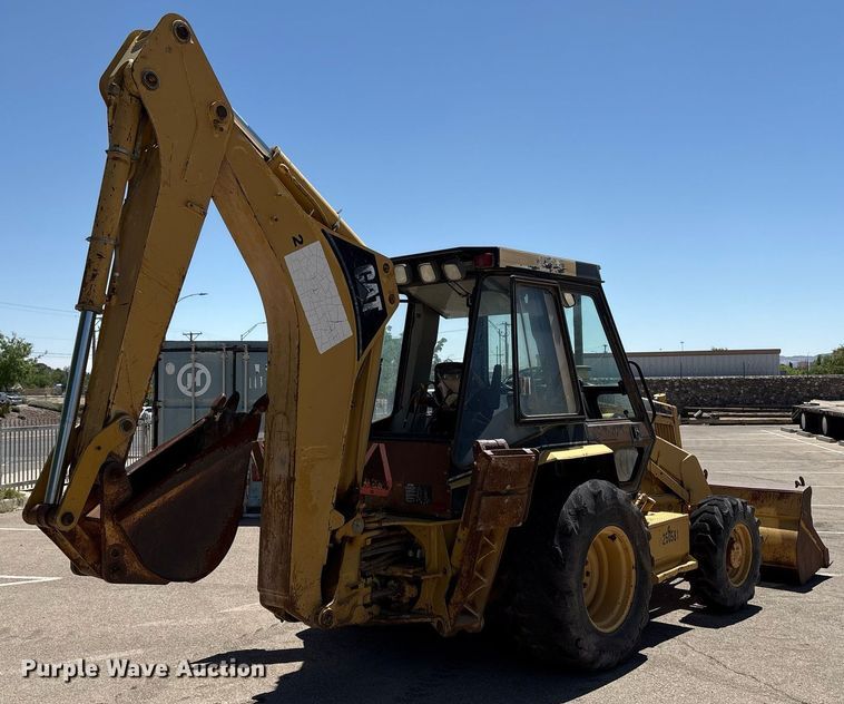 image for item EF3051 1996 Caterpillar 426B backhoe