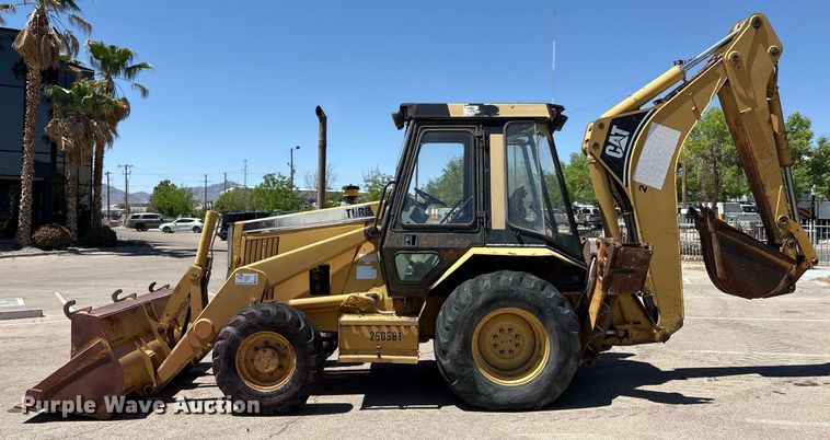 image for item EF3051 1996 Caterpillar 426B backhoe
