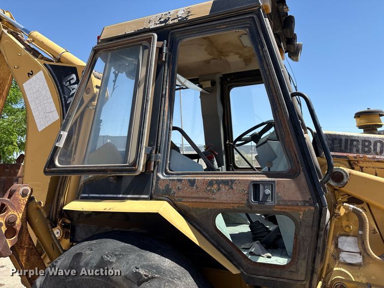 image for item EF3051 1996 Caterpillar 426B backhoe