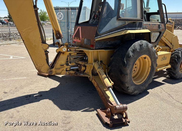 image for item EF3051 1996 Caterpillar 426B backhoe