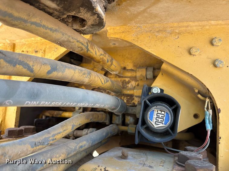 image for item EF3051 1996 Caterpillar 426B backhoe