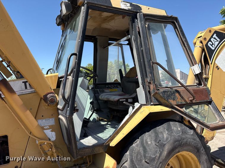 image for item EF3051 1996 Caterpillar 426B backhoe