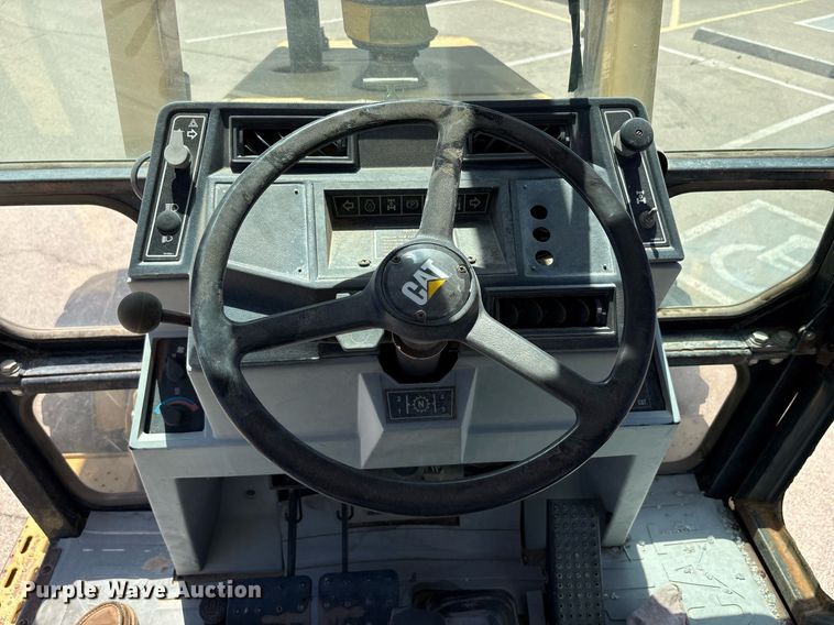 image for item EF3051 1996 Caterpillar 426B backhoe