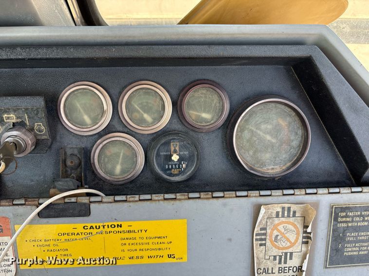 image for item EF3051 1996 Caterpillar 426B backhoe