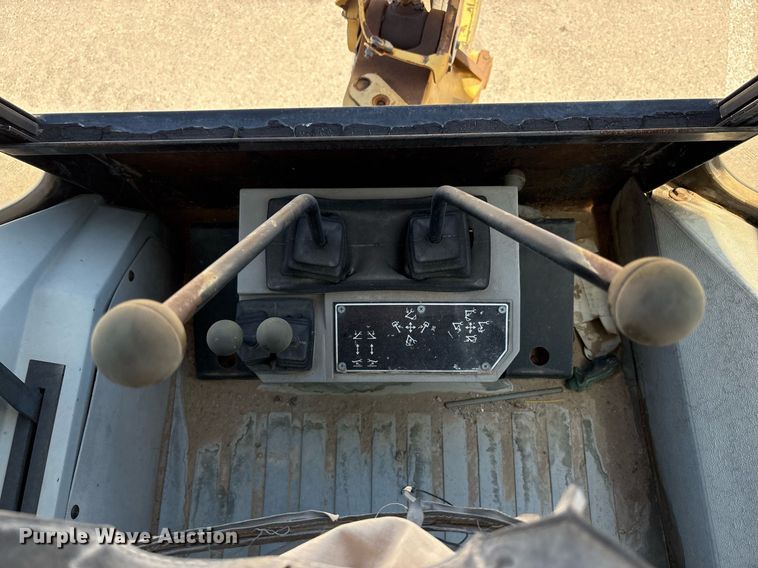 image for item EF3051 1996 Caterpillar 426B backhoe