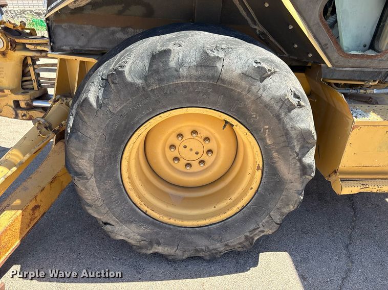 image for item EF3051 1996 Caterpillar 426B backhoe