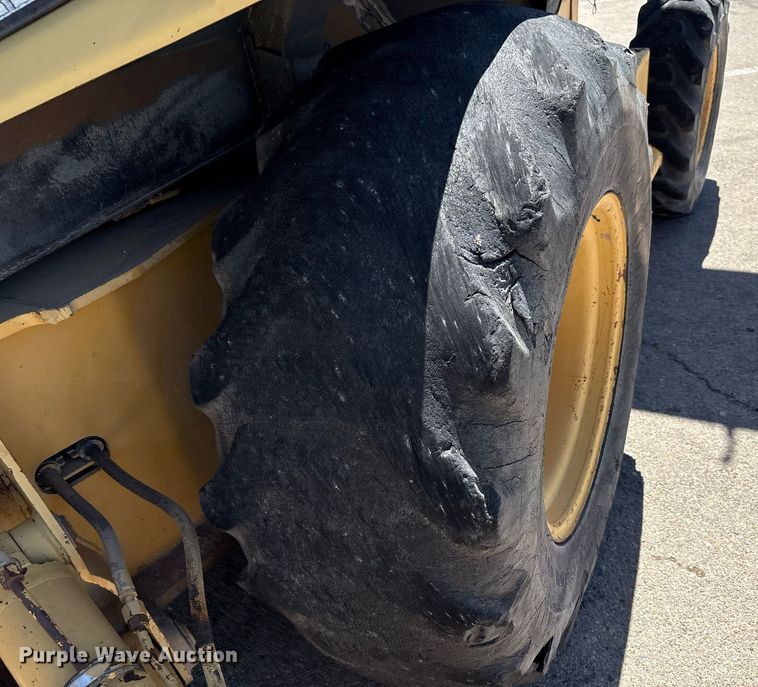 image for item EF3051 1996 Caterpillar 426B backhoe