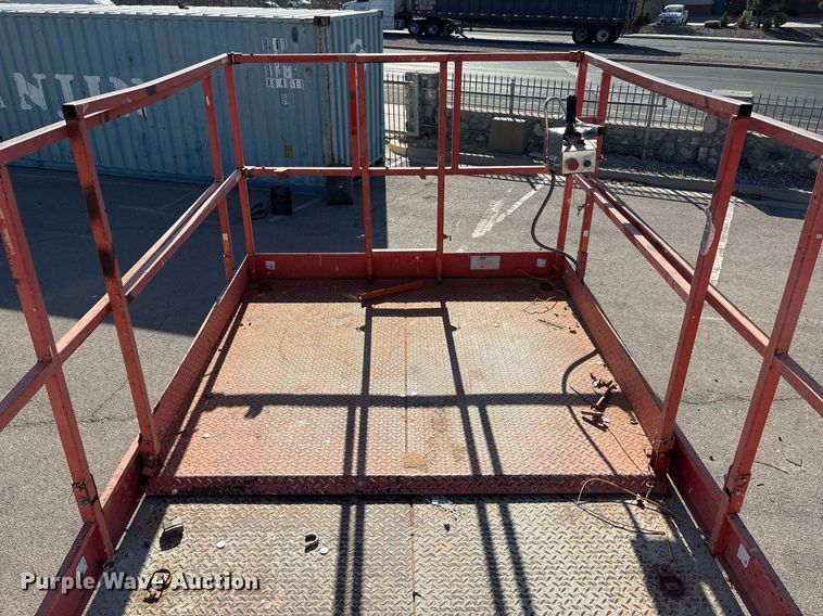 image for item EF3054 Skyjack SJ7127 scissor lift