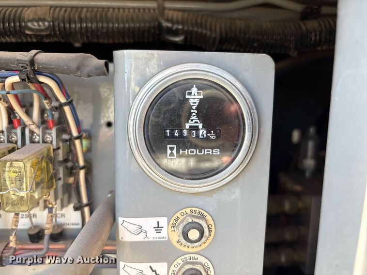 image for item EF3054 Skyjack SJ7127 scissor lift