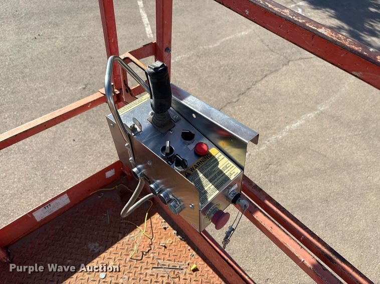 image for item EF3054 Skyjack SJ7127 scissor lift