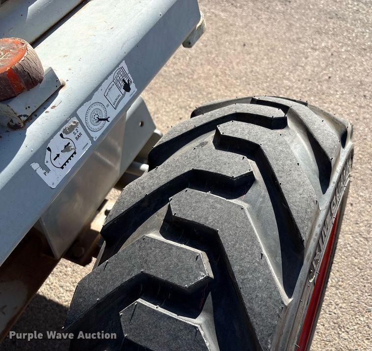 image for item EF3054 Skyjack SJ7127 scissor lift