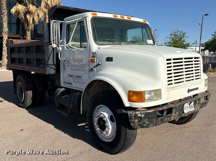 image for item EF3055 1999 International 4700 dump truck