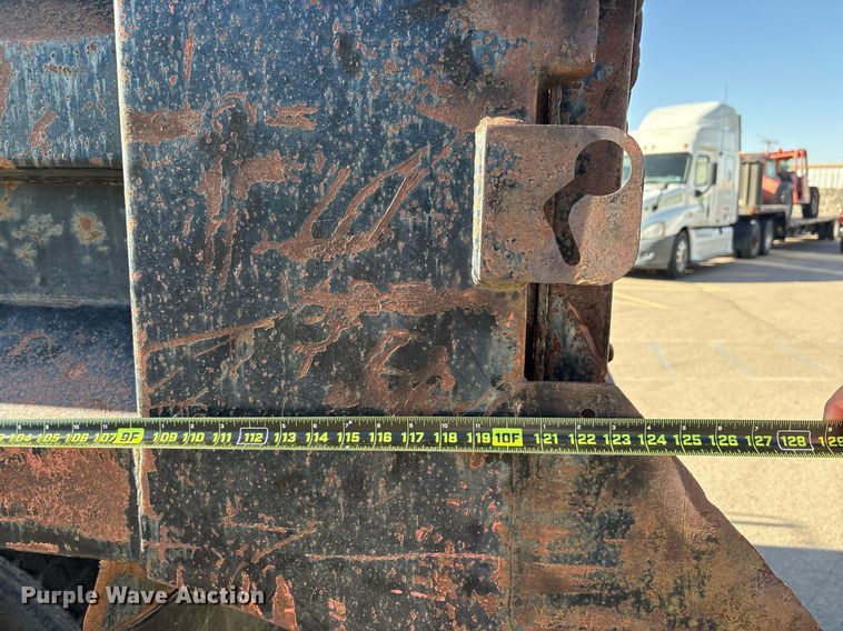 image for item EF3055 1999 International 4700 dump truck