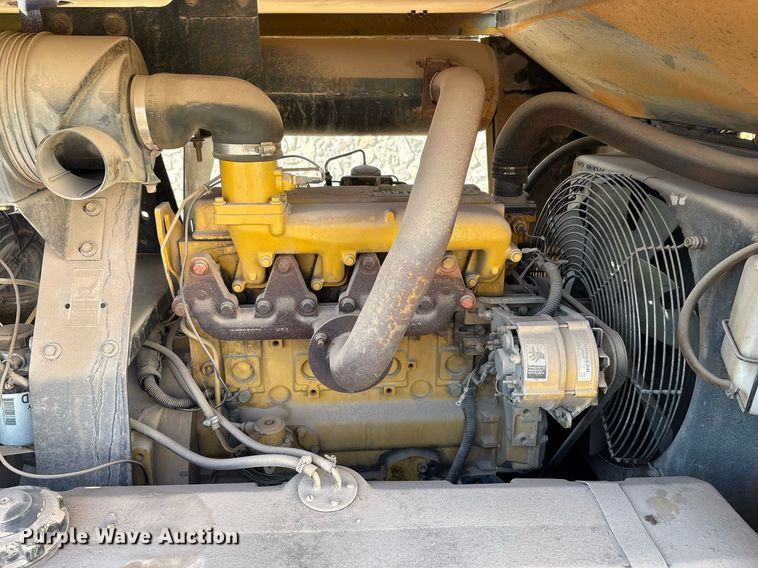 image for item EF3056 Sullair 185DPQCA air compressor