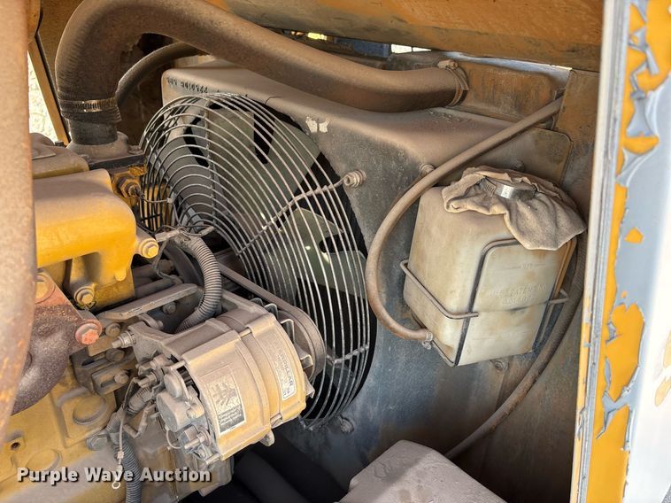 image for item EF3056 Sullair 185DPQCA air compressor